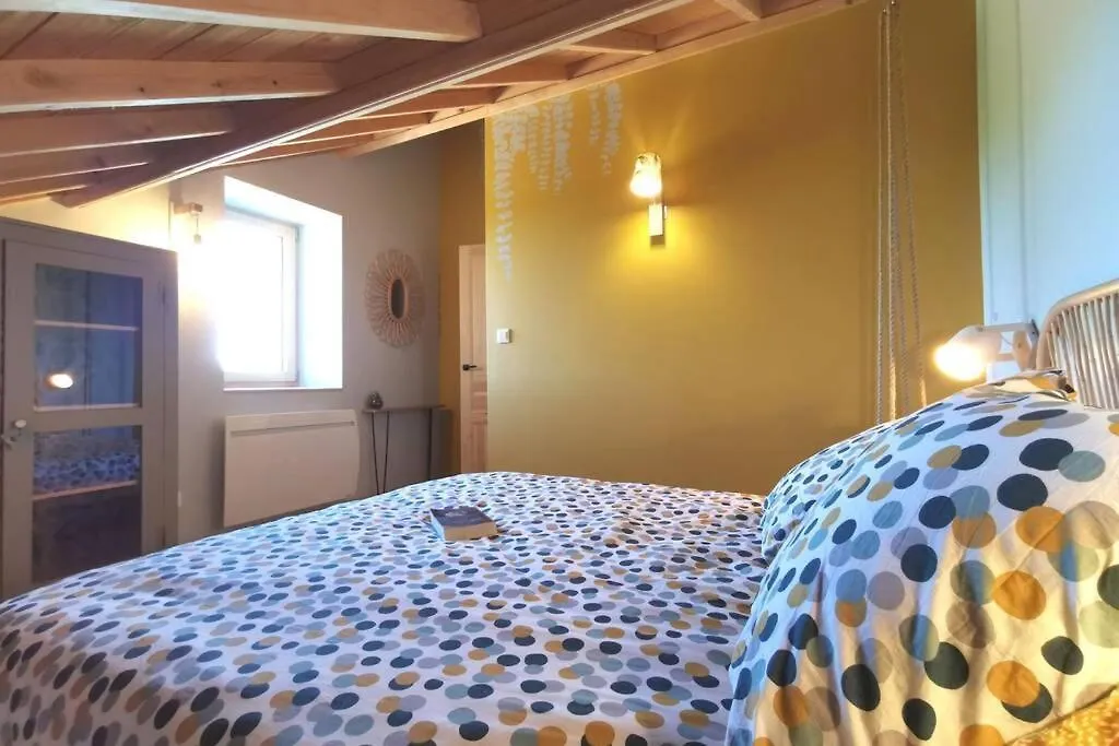Gite Atypique 14 Couchages En Pleine Nature Lapte 0*,